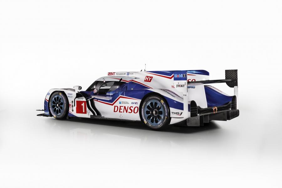  Toyota TS040 Hybrid 2015 года  (фото 7 из 14)